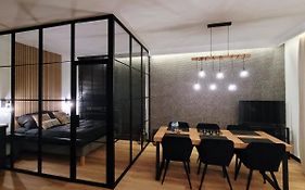 Ukiel Park 21 by RENT4YOU